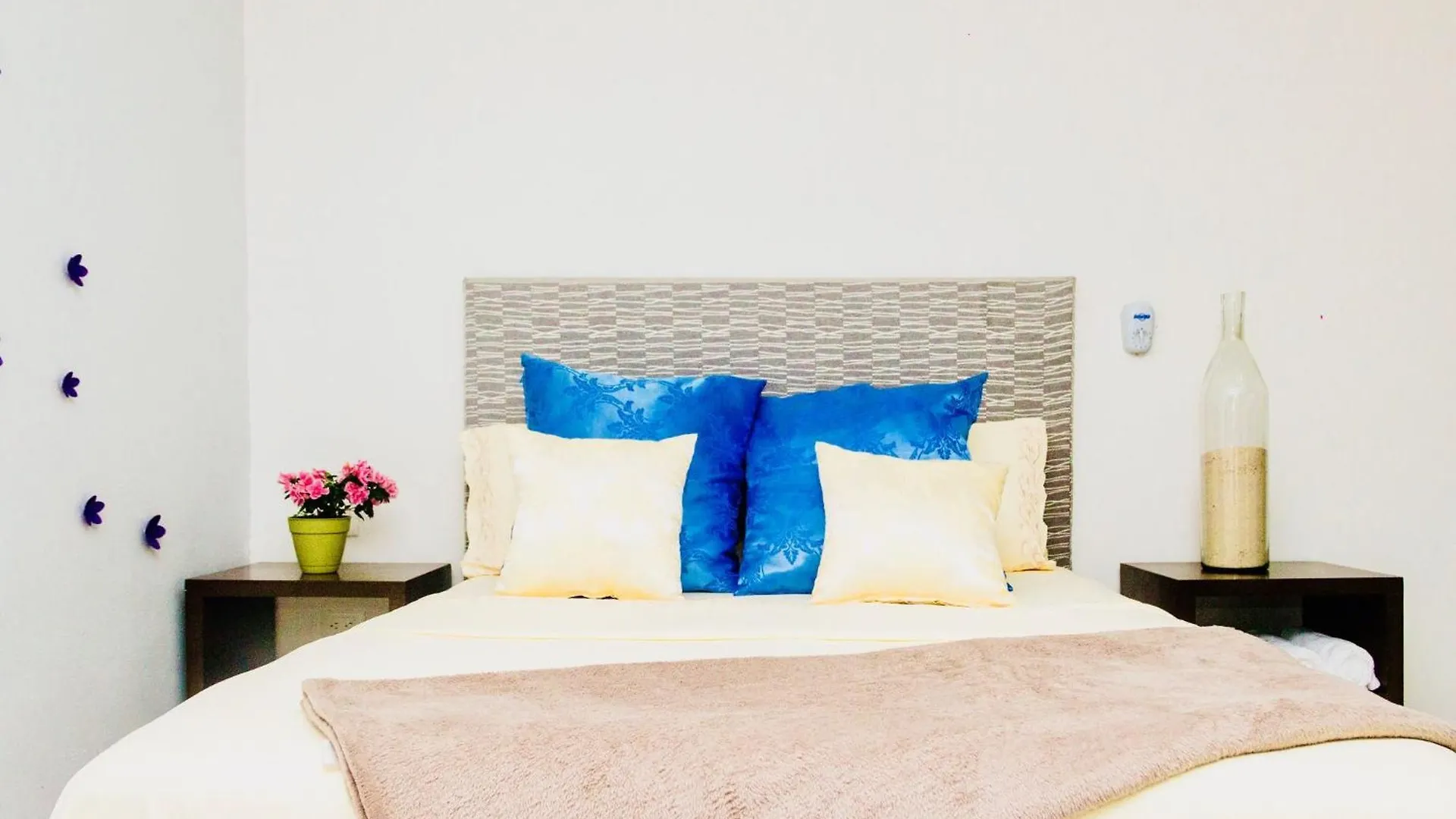 Pensión Superior Studio 40 Aquamarina Suites Playa del Carmen México